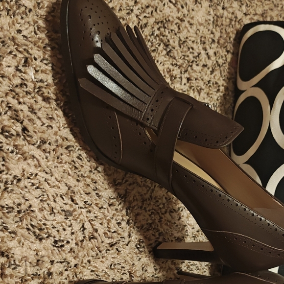 Lauren Ralph Lauren Colleen Perforated Leather Kiltie Pump 8.5 - Picture 5 of 15